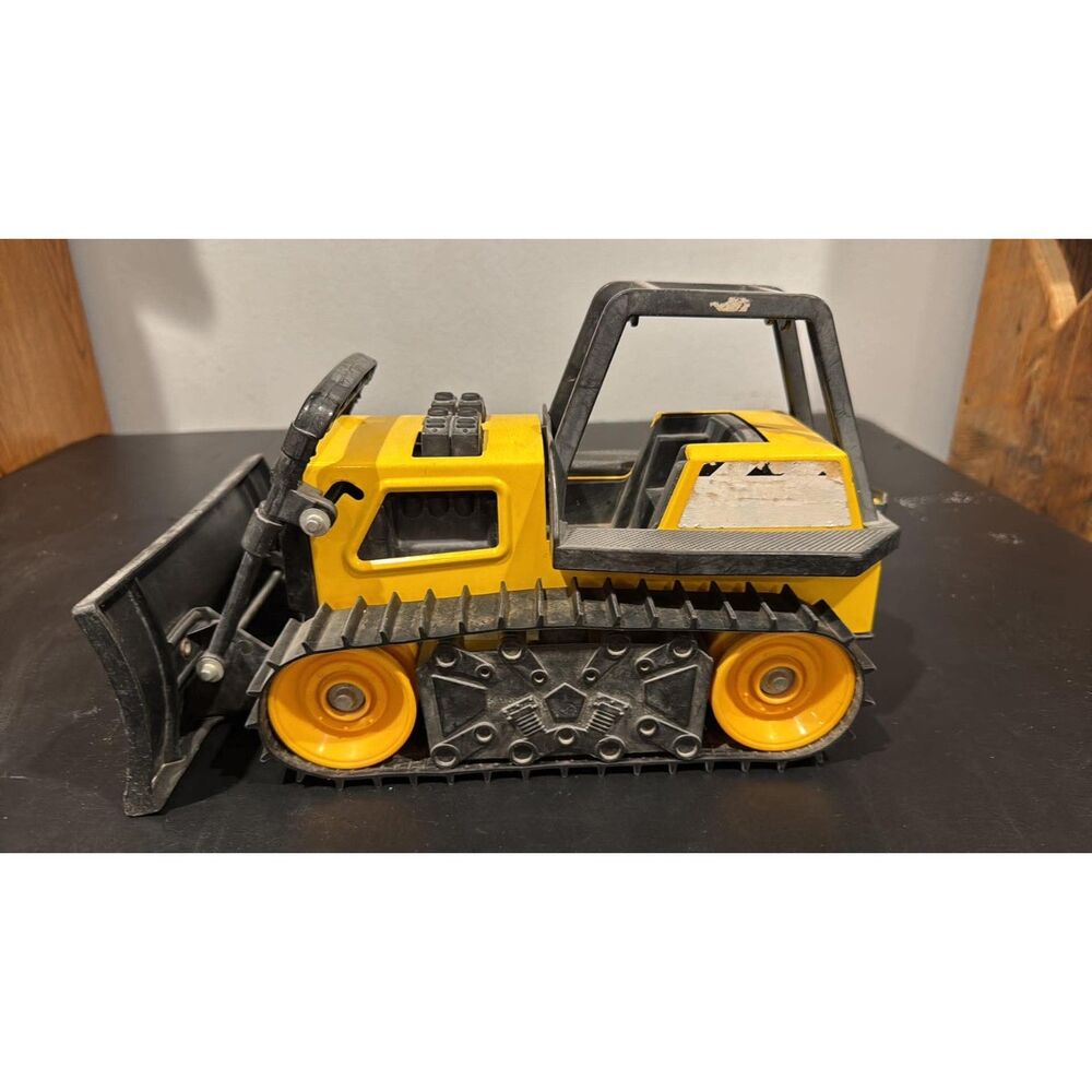 Vintage Tonka Yellow Metal Bulldozer 1980's